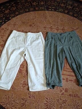 Basic Editions White and Olive Green Capris - Pair (Jea090)